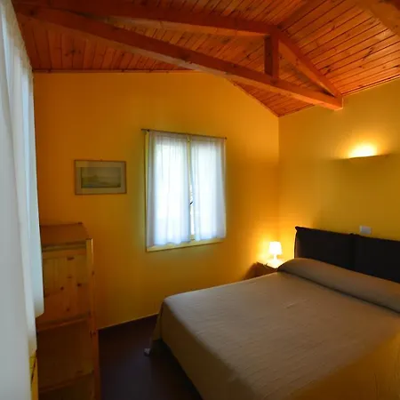 Campeggio Int. Vulcano Solfatara Camping *